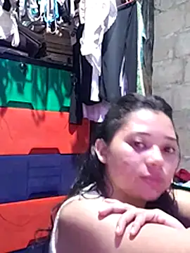 Violethroos online show from 4, 12, 2025