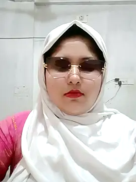 Snapshot of Nusrat-N chatting on 23, 6, 2026 Nusrat-N online show from 23, 6, 2026