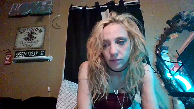 flavi1996 online show from 6, 10, 2025