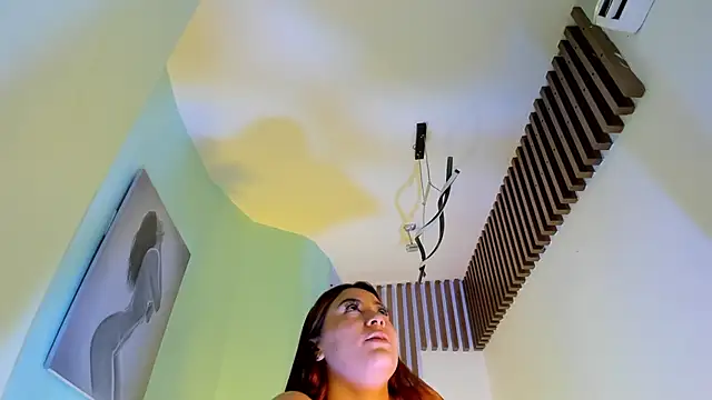 MacarenaRosse online show from 13, 9, 2025