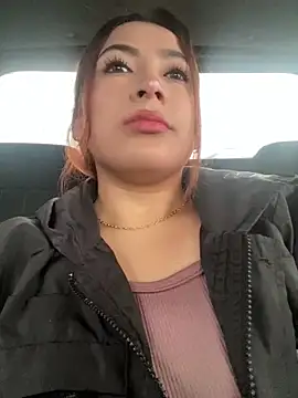 MacarenaRosse online show from 3, 11, 2025