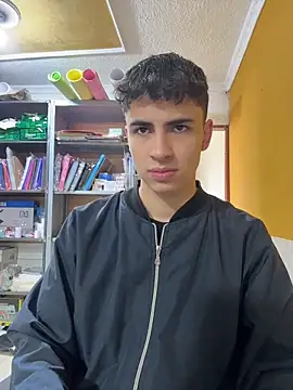 Snapshot of AdrianRinaldi chatting on 3, 6, 2026 AdrianRinaldi online show from 3, 6, 2026
