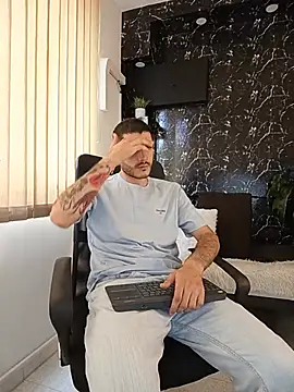 Snapshot of Rafael_Mendezz chatting on 18, 7, 2026 Rafael Mendezz online show from 18, 7, 2026