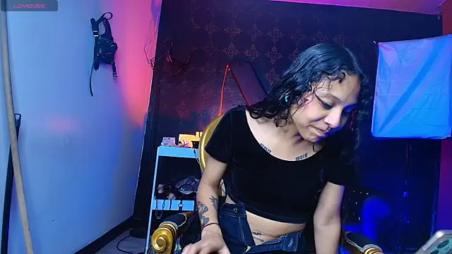 Sweettpleasure online show from 24, 11, 2025