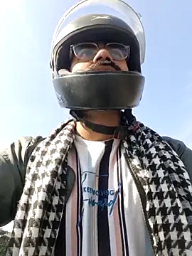 YoursThickDick online show from 16, 1, 2026