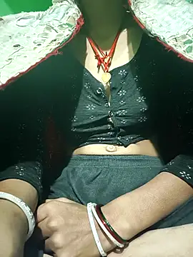 Snapshot of Shreya-couple chatting on 17, 11, 2025 Shreya-couple online show from 17, 11, 2025