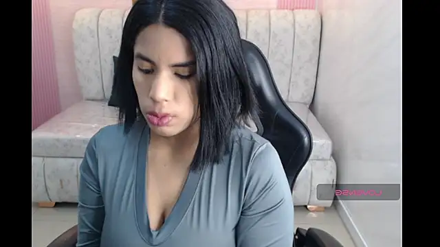 ambar fox s online show from 24, 9, 2025