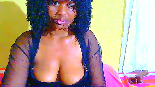 Augustine-Blooomxx online show from 6, 4, 2026