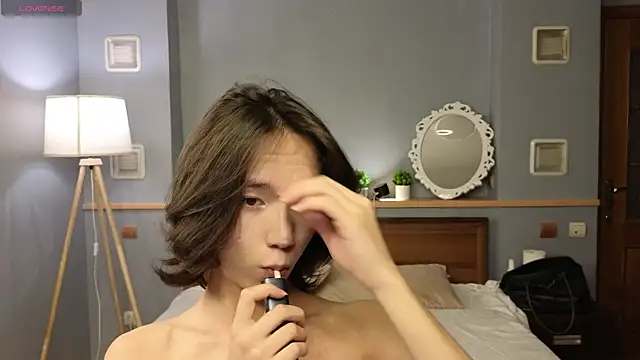 okerriella online show from 15, 10, 2025