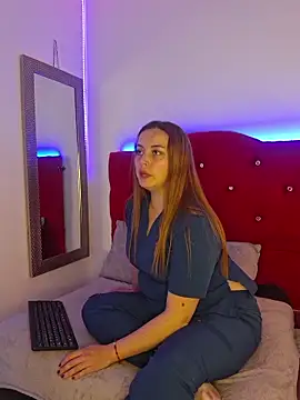 Snapshot of Scarlett_Pink_Rose chatting on 4, 11, 2025 Scarlett Pink Rose online show from 4, 11, 2025