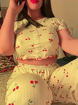 Snapshot of OnlyRima chatting on 3, 2, 2026 OnlyRima online show from 3, 2, 2026