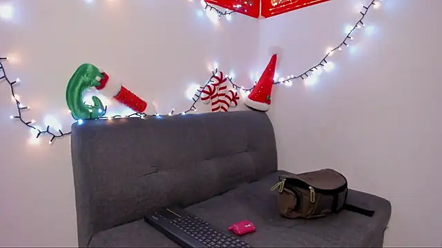 lara and danny online show from 26, 11, 2025