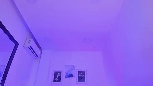 Anastasia lauren online show from 5, 4, 2026