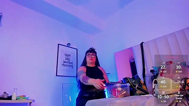 Violett Novoa online show from 15, 10, 2025