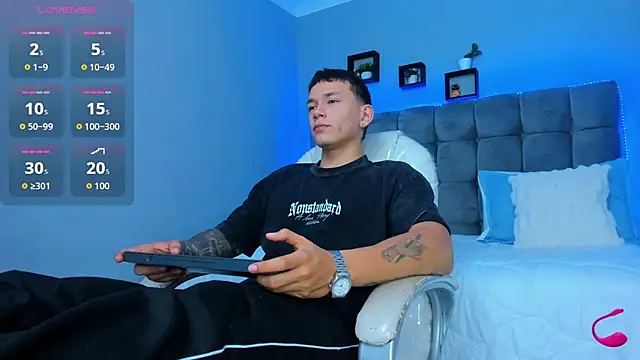 Thomas moon online show from 19, 12, 2025