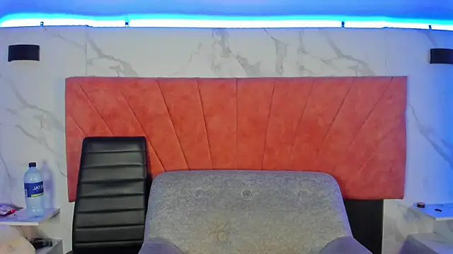 HellAndDante  online show from 5, 2, 2026