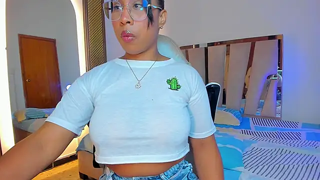 Elowen Clark online show from 10, 1, 2026