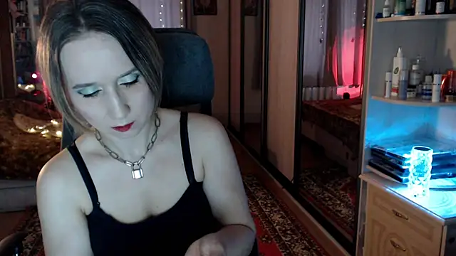 ClassyInna online show from 18, 11, 2025