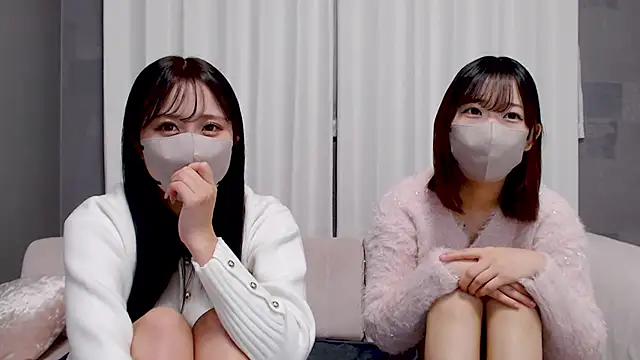  YUI CHAN  online show from 4, 12, 2025