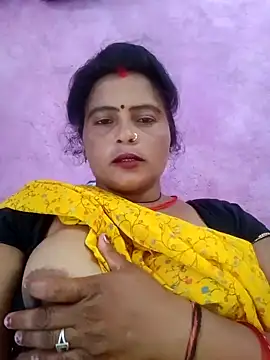 Snapshot of Hot_komal1 chatting on 9, 9, 2025 Hot komal1 online show from 9, 9, 2025