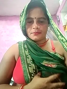 Snapshot of Hot_komal1 chatting on 1, 10, 2025 Hot komal1 online show from 1, 10, 2025