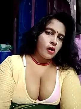 Snapshot of Hot_komal1 chatting on 3, 10, 2025 Hot komal1 online show from 3, 10, 2025