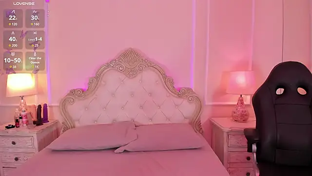 AmyBlackwood online show from 7, 10, 2025