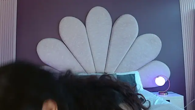 Snapshot of NickandAbby_ chatting on 15, 9, 2025 NickandAbby online show from 15, 9, 2025