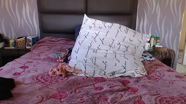 BoobsQueen46K online show from 12, 11, 2025