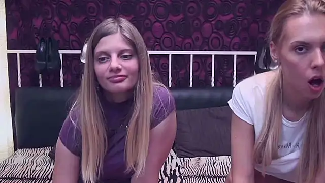 BlondeWitches online show from 31, 10, 2025