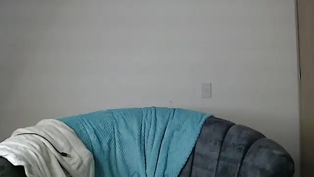 Snapshot of -Ivonny chatting on 30, 9, 2025 -Ivonny online show from 30, 9, 2025
