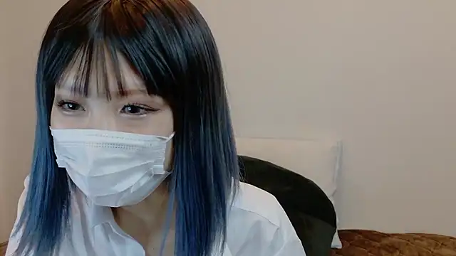 sarina at online show from 4, 12, 2025