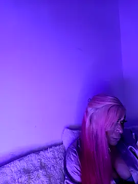 Snapshot of iamlalamilano chatting on 6, 2, 2026 iamlalamilano online show from 6, 2, 2026