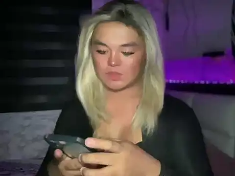 Holygoddessanitaxx online show from 12, 4, 2026