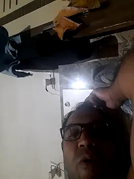 Hot-boy077 online show from 13, 10, 2025