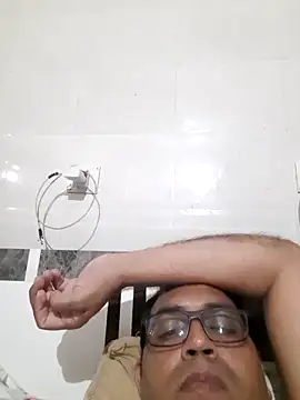 Hot-boy077 online show from 19, 3, 2026