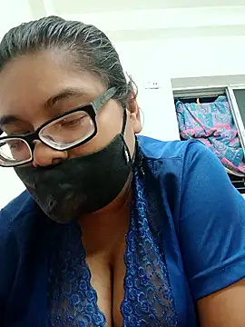 Elie couple143 online show from 1, 11, 2025