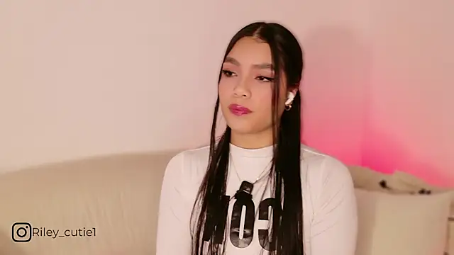 Cutie Riley online show from 14, 3, 2026