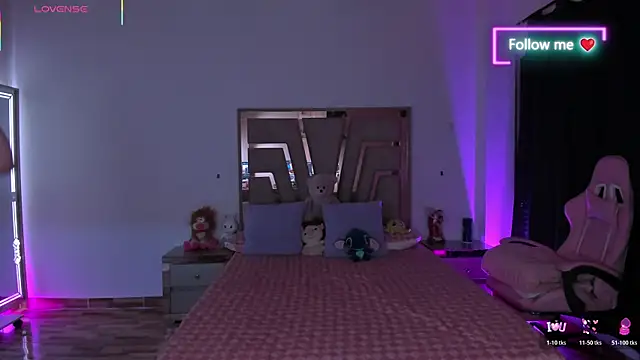 lunaarose online show from 15, 4, 2026