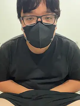 Snapshot of I_SHO0106 chatting on 13, 10, 2025 I SHO0106 online show from 13, 10, 2025