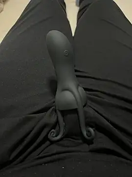 Snapshot of I_SHO0106 chatting on 3, 12, 2025 I SHO0106 online show from 3, 12, 2025