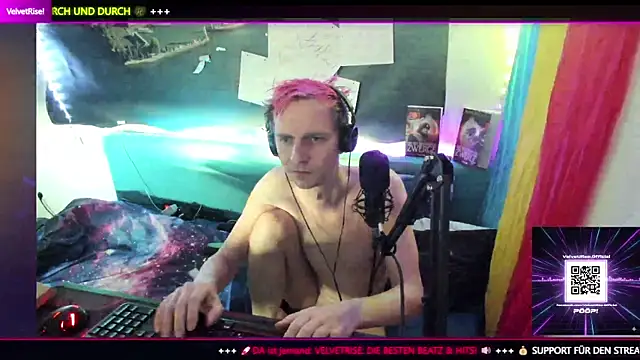 Snapshot of DaveLindau chatting on 3, 2, 2026 DaveLindau online show from 3, 2, 2026