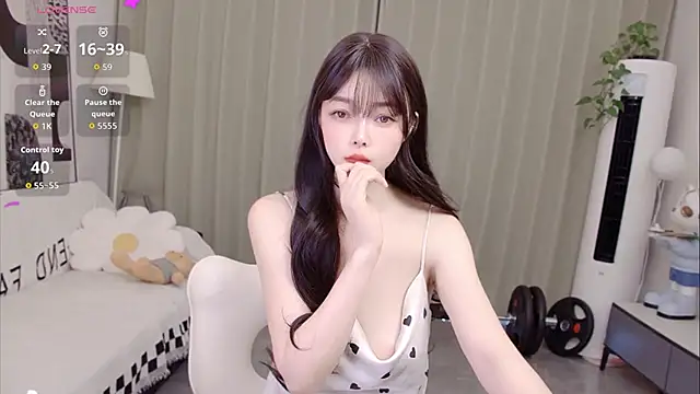 Snapshot of uikyy1 chatting on 28, 6, 2026 uikyy1 online show from 28, 6, 2026