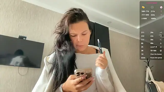 MaydaCornwall online show from 17, 9, 2025