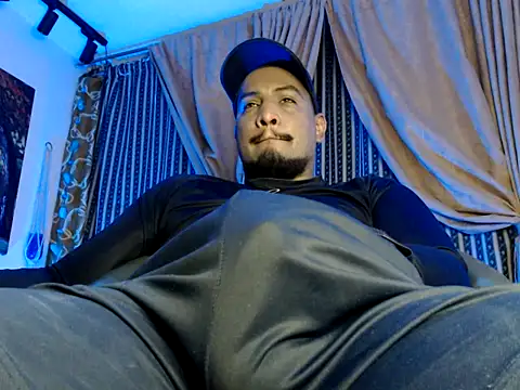 ElCaballeroNegro24 online show from 25, 10, 2025