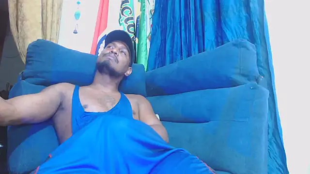 ElCaballeroNegro24 online show from 3, 2, 2026