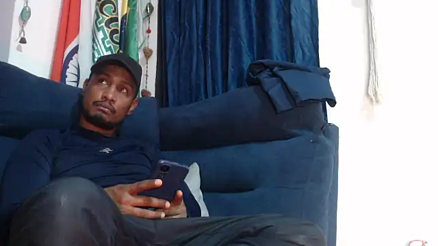 ElCaballeroNegro24 online show from 4, 2, 2026