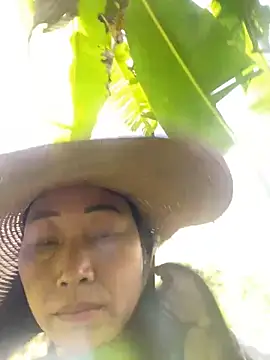 Snapshot of Lai005 chatting on 30, 10, 2025 Lai005 online show from 30, 10, 2025