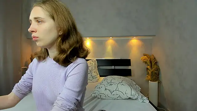 Camilla Kelly online show from 28, 9, 2025