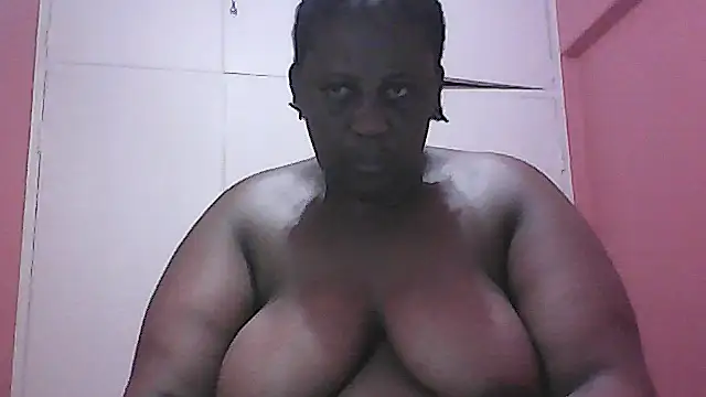 HUGEASSXXXXX online show from 11, 10, 2025